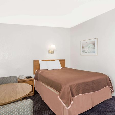 Howard Johnson By Wyndham Vero Beach / Downtown Zewnętrze zdjęcie